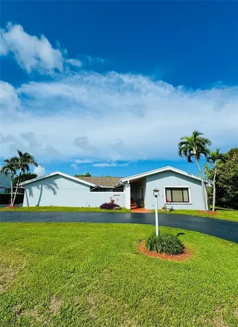 10170 E Calusa Club Drive Miami FL 33186