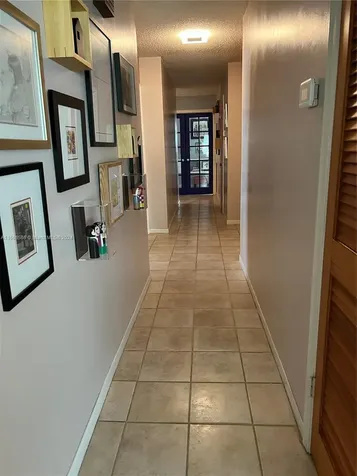 10170 E Calusa Club Drive Miami FL 33186
