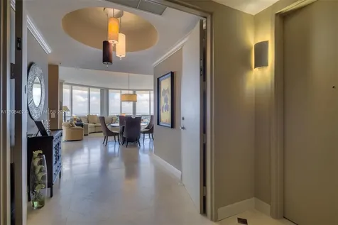 18101 Collins Avenue Sunny Isles Beach FL 33160