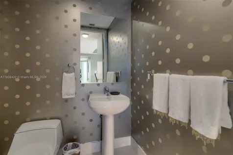 18101 Collins Avenue Sunny Isles Beach FL 33160