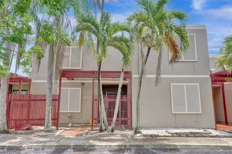 10951 Birchwood Place Pembroke Pines FL 33026