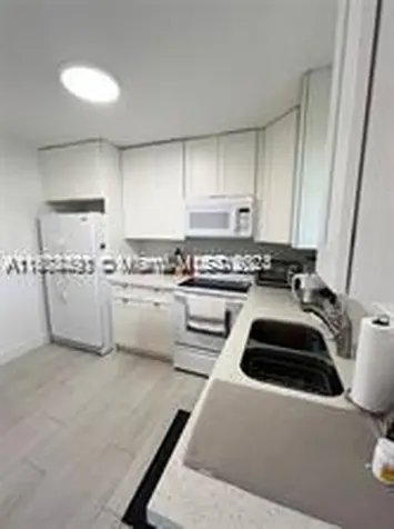 Hollywood FL 33024