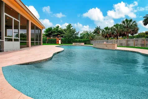 5303 N Sterling Ranch Circle Davie FL 33314