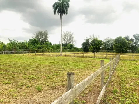22750 SW 154th Avenue Miami FL 33170