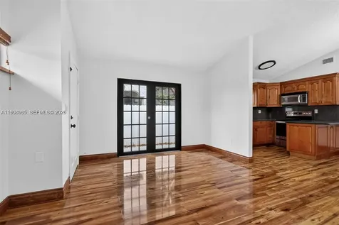 1632 SW 19th Terrace Miami FL 33145
