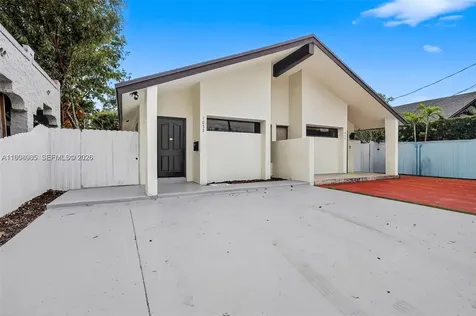 1632 SW 19th Terrace Miami FL 33145