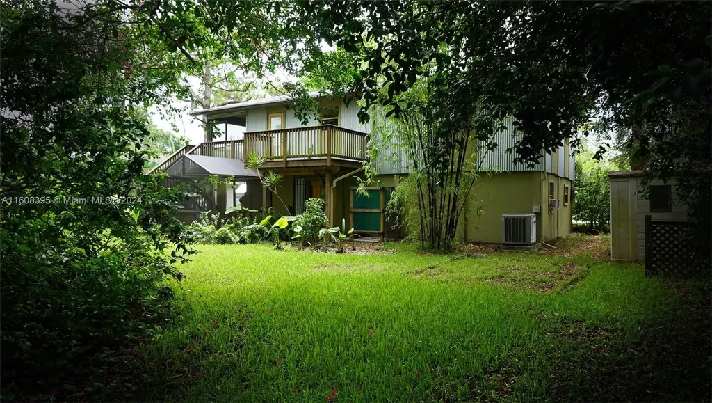 6102 Hickory Drive Fort Pierce FL 34982