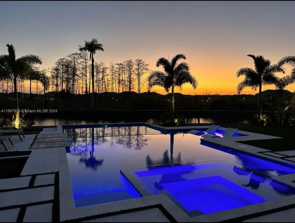 141 Cinder Dunes Point Jupiter FL 33478