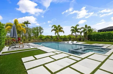 141 Cinder Dunes Point Jupiter FL 33478