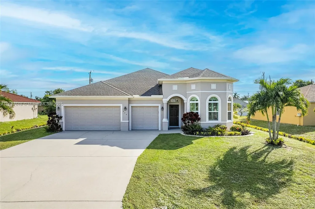 474 SW Dauphin Avenue Port St. Lucie FL 34953