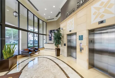 6705 Red Road Coral Gables FL 33143
