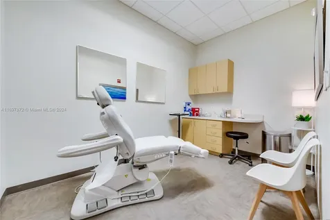 6705 Red Road Coral Gables FL 33143