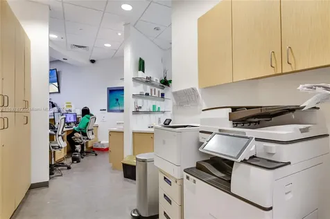 6705 Red Road Coral Gables FL 33143