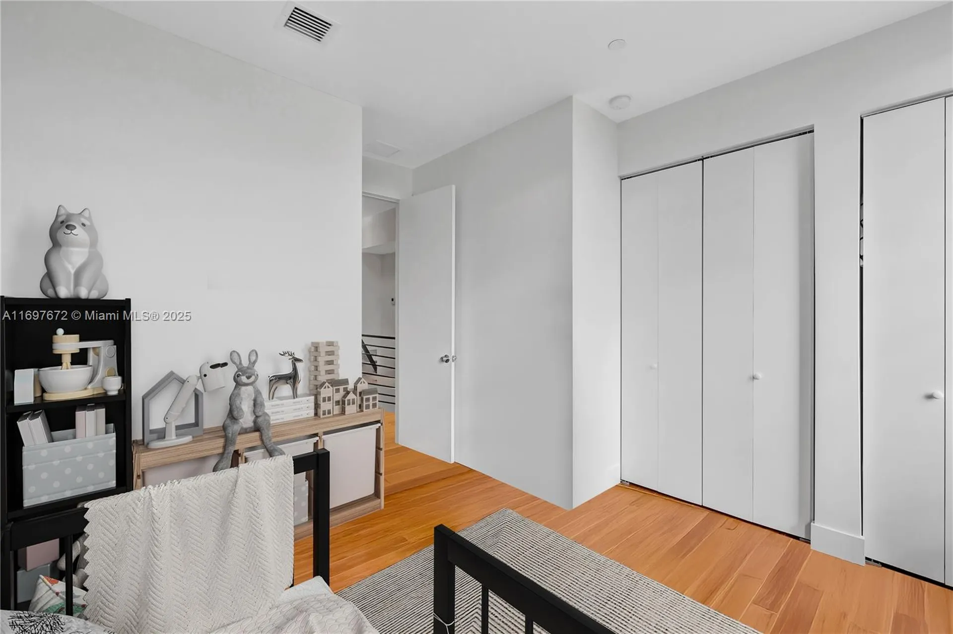 909 NE 16th Terrace Fort Lauderdale FL 33304