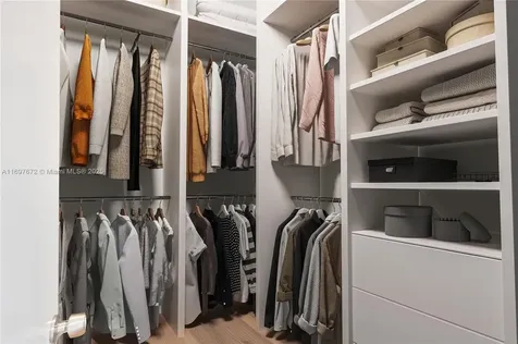 909 NE 16th Terrace Fort Lauderdale FL 33304