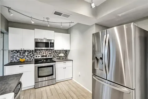 8351 NW 25th Street Sunrise FL 33322