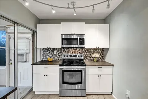 8351 NW 25th Street Sunrise FL 33322