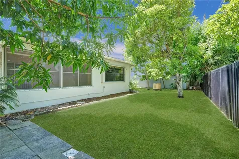 8351 NW 25th Street Sunrise FL 33322