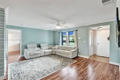 8351 NW 25th Street Sunrise FL 33322