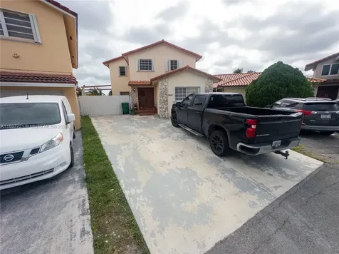 943 SW 135th Court Miami FL 33184