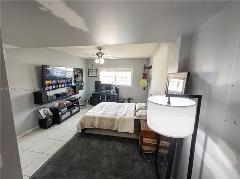 943 SW 135th Court Miami FL 33184