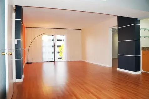 1900 Diana Drive Hallandale Beach FL 33009