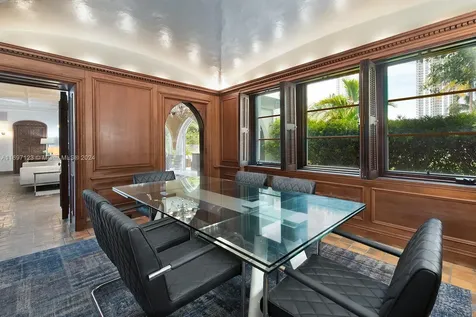 4745 Pine Tree Drive Miami Beach FL 33140