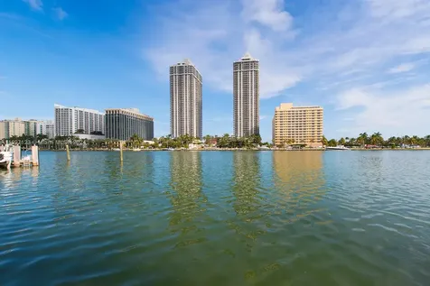 4745 Pine Tree Drive Miami Beach FL 33140