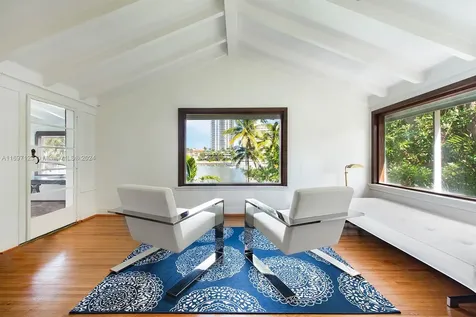 4745 Pine Tree Drive Miami Beach FL 33140