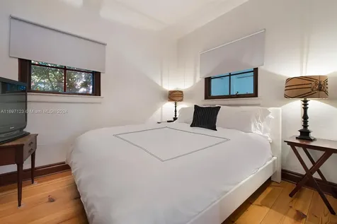 4745 Pine Tree Drive Miami Beach FL 33140
