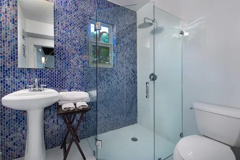 4745 Pine Tree Drive Miami Beach FL 33140