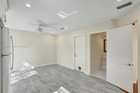 10820 NW 12th Place Plantation FL 33322