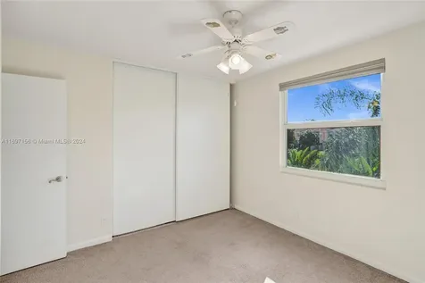 10820 NW 12th Place Plantation FL 33322