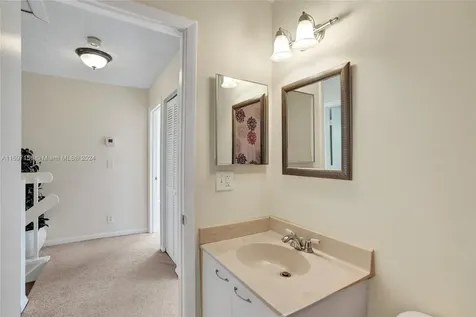 10820 NW 12th Place Plantation FL 33322
