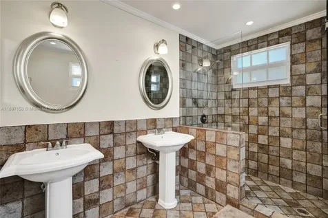 10820 NW 12th Place Plantation FL 33322