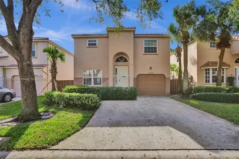 10820 NW 12th Place Plantation FL 33322