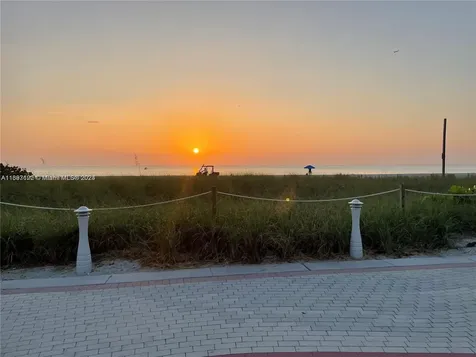 5313 Collins Avenue Miami Beach FL 33140