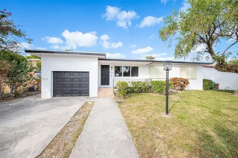 1369 NW 96th Street Miami FL 33147