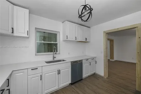 1369 NW 96th Street Miami FL 33147