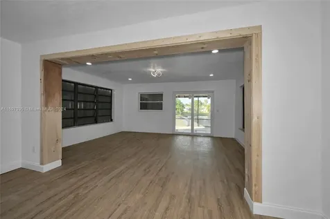 1369 NW 96th Street Miami FL 33147