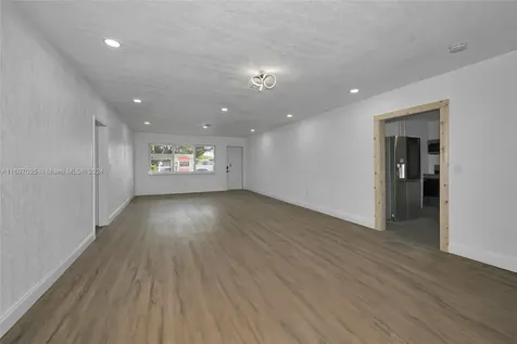 1369 NW 96th Street Miami FL 33147
