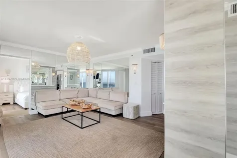 2401 Collins Avenue Miami Beach FL 33140