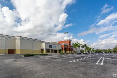 17355 NW 59th Avenue Hialeah FL 33015