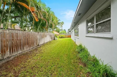 1401 NW 122nd Avenue Pembroke Pines FL 33026