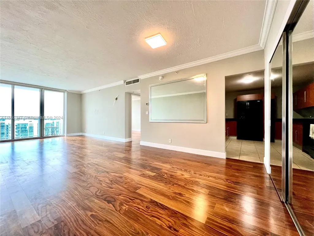 3000 S Ocean Drive Hollywood FL 33019