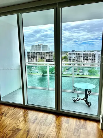 3000 S Ocean Drive Hollywood FL 33019