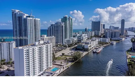 3000 S Ocean Drive Hollywood FL 33019