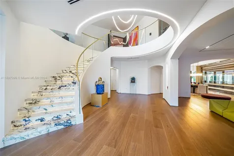 6580 Allison Road Miami Beach FL 33141