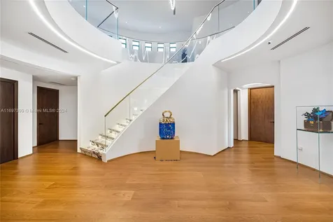 6580 Allison Road Miami Beach FL 33141