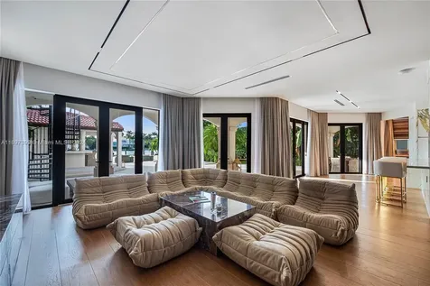 6580 Allison Road Miami Beach FL 33141